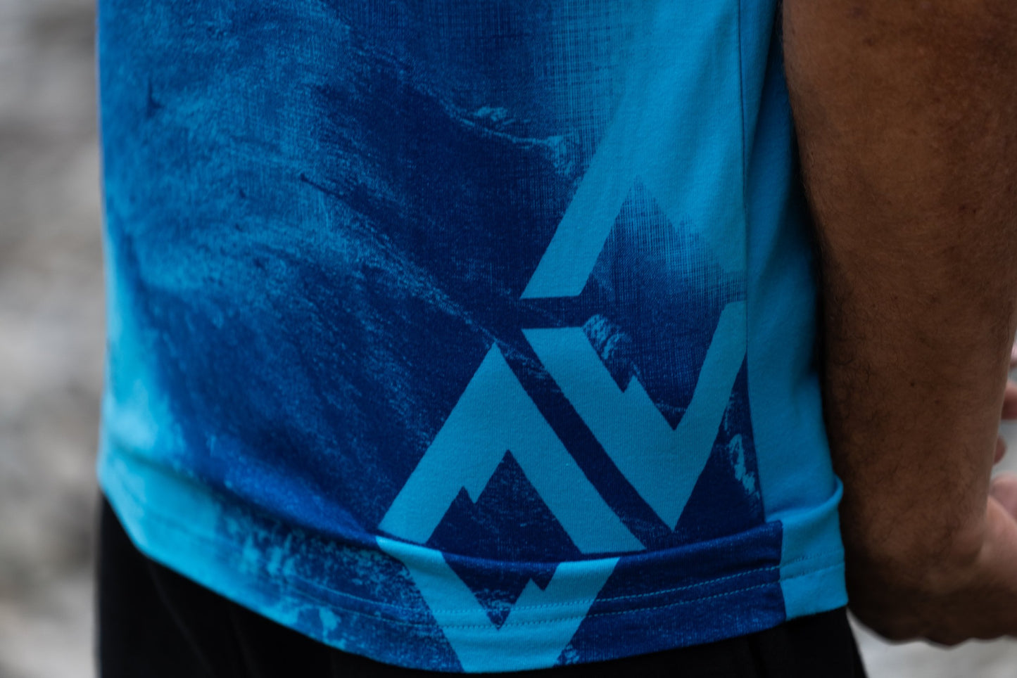 DBL Mountain Tee Electric Blue
