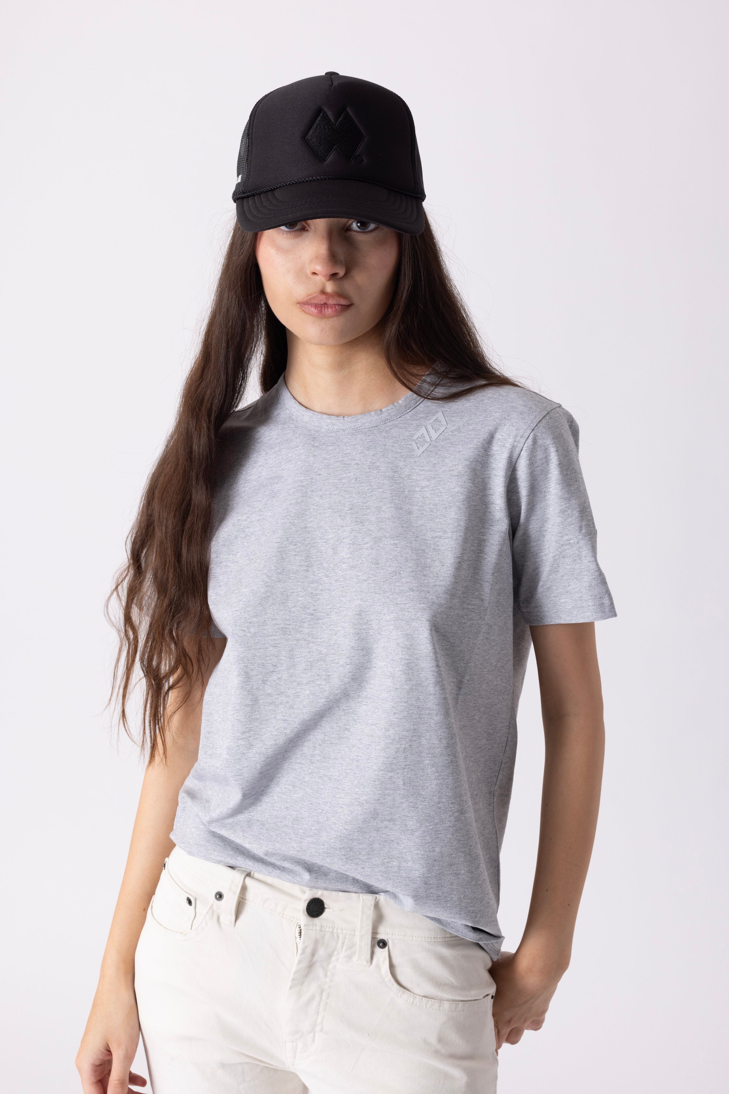 Double Diamond Hat in Black