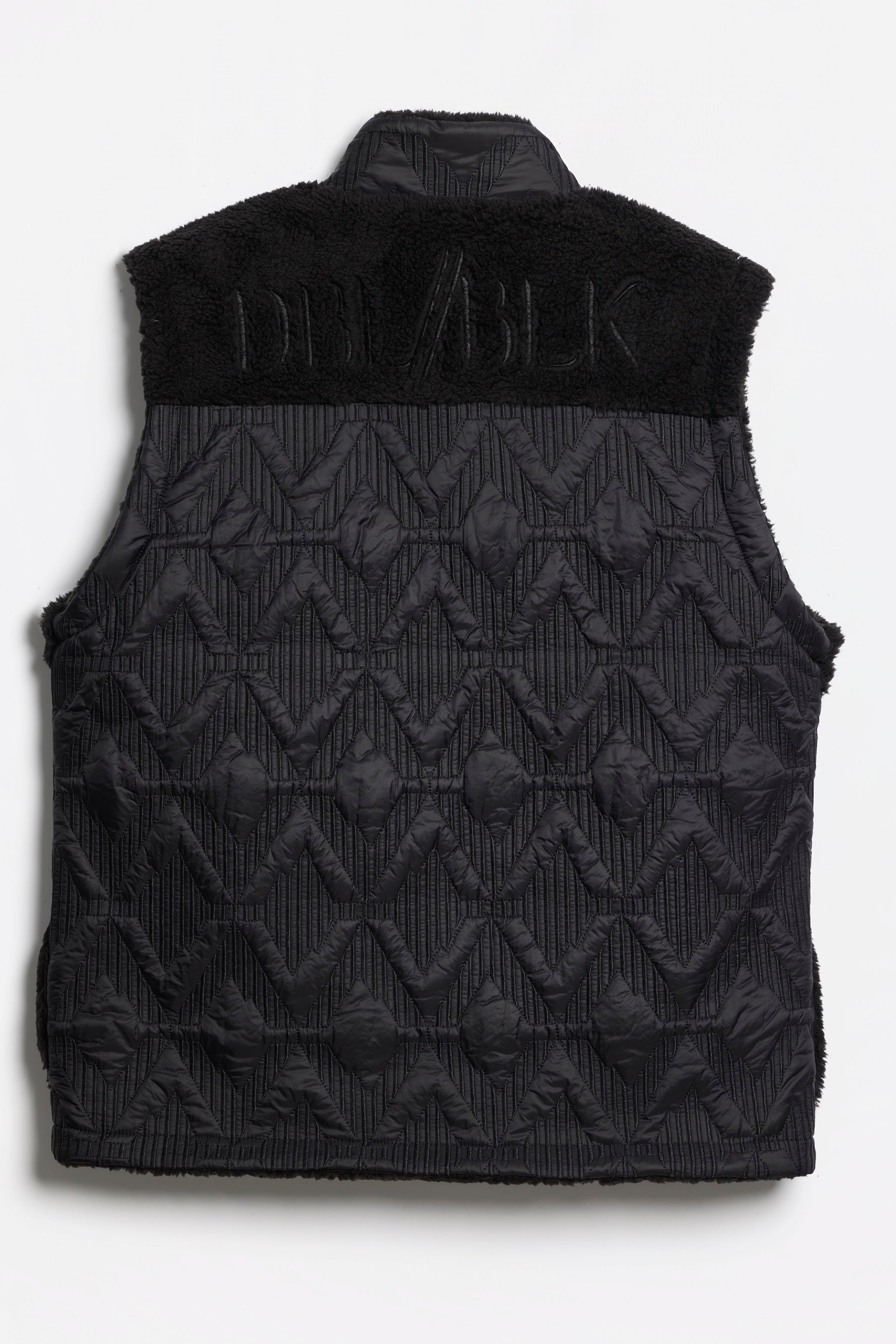 ジャケット・アウター SO ORIGINAL HALF ZIP PADDING VEST(BLACK) High Altitude Quilted Black Vest