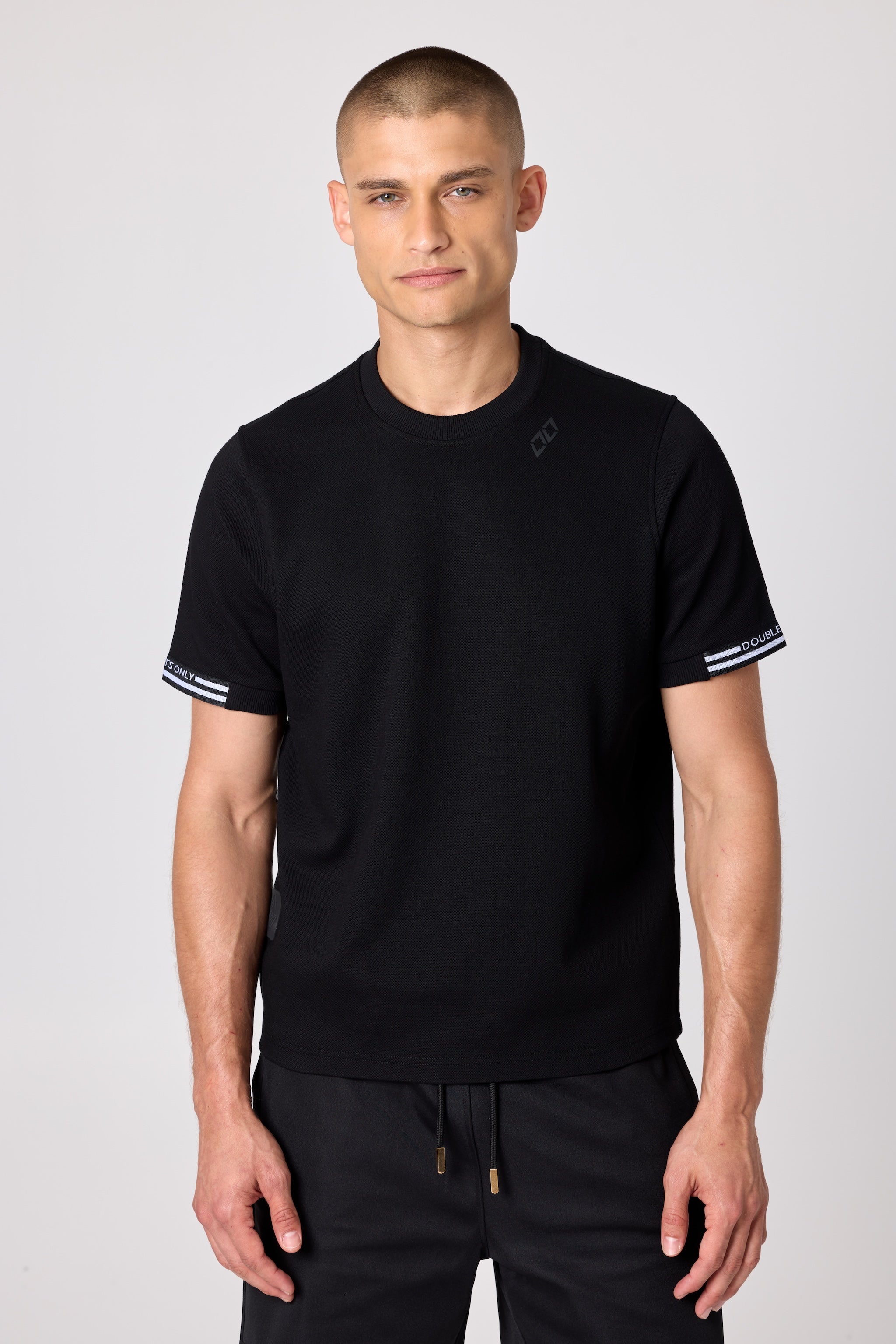 Double Black Après ‘83 Ribbed Tee in black